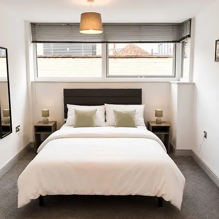Location 2 Bed Right In Centre - Disabled Access 公寓 *