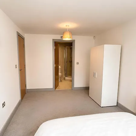 Location 2 Bed Right In Centre - Disabled Access 公寓 约克