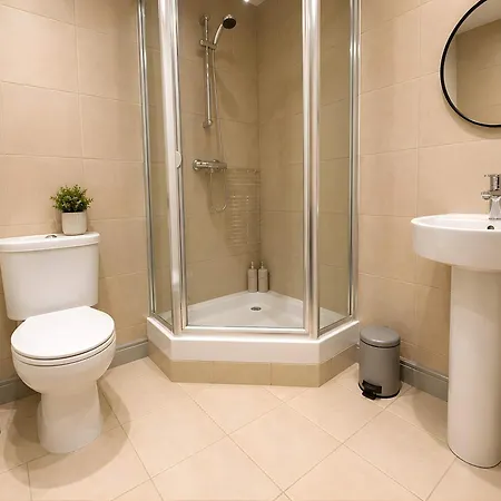 Apartment Location 2 Bed Right In Centre - Disabled Access